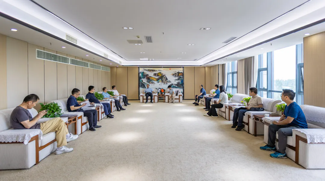 国家发改委来苏华集团调研