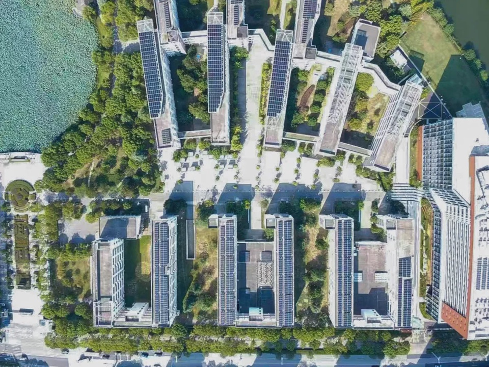 品质苏华耀四方｜吴中中专1200kwp光伏项目成功并网发电