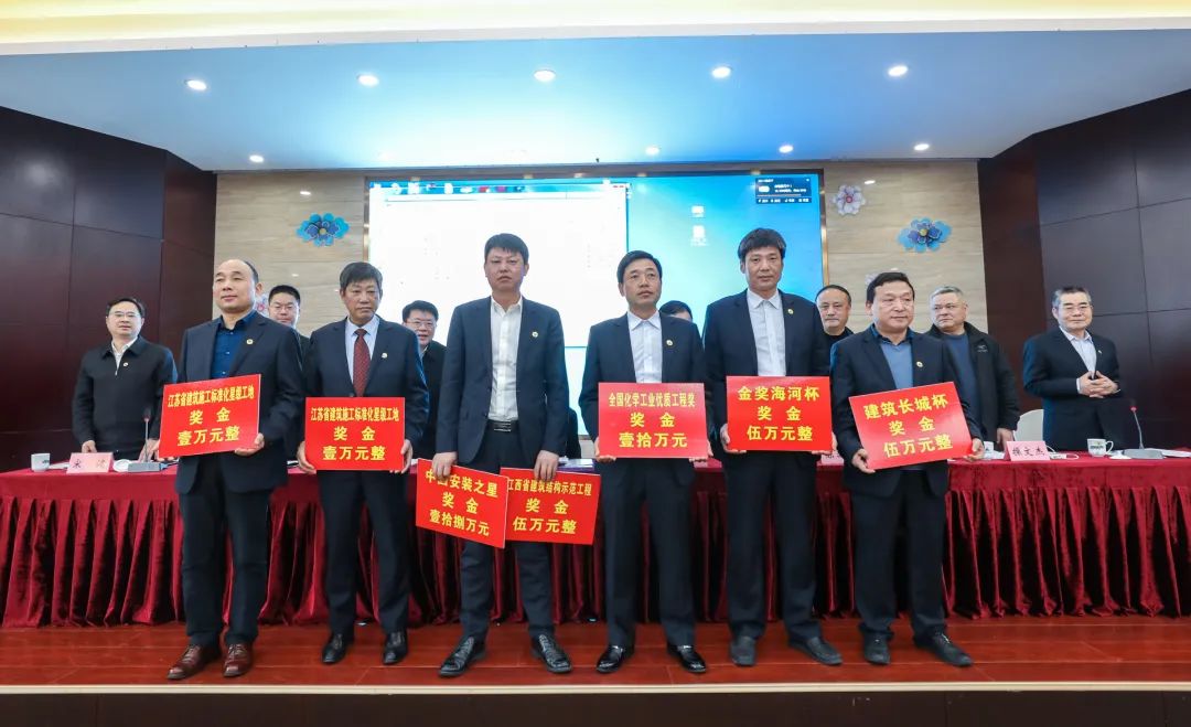 乘风破浪,奔涌向前!为这些优秀的苏华人点赞!(图1) 乘风破浪,奔涌向前!为这些优秀的苏华人点赞!(图1)